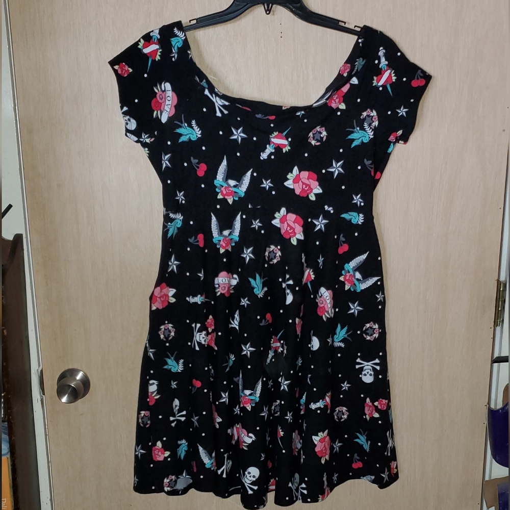Torrid x Betsey Johnson OtS Skater Dress In Graphic Tattoo Print, Size 0X EUC - Picture 4 of 5